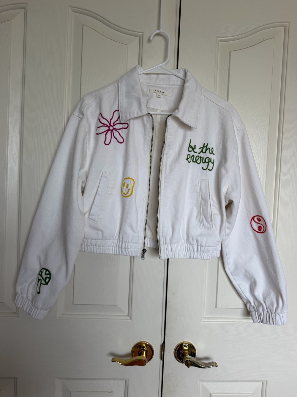 PacSun White Embroidered Zip Jacket with Multicolor Accents - Picture 4 of 9